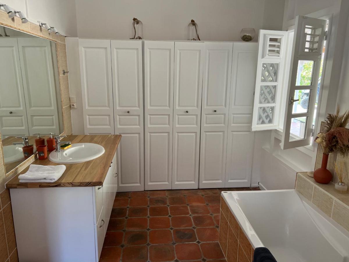 Villa Du Clapotage Le Robert Extérieur photo